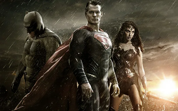 Batman vs Superman –  Saiu o trailer completo!