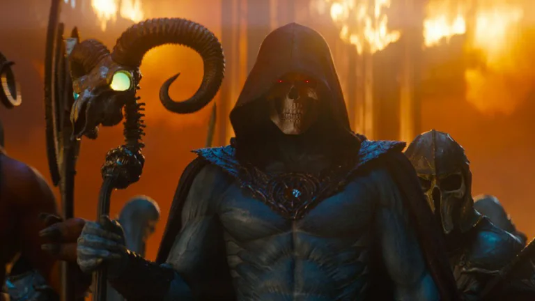 He-Man revela transformação e Esqueleto no trailer