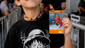 One Piece estampa credenciais oficiais da CCXP26